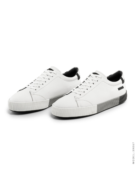 کفش اسپرت مردانه Pull & Bear مدل 39067